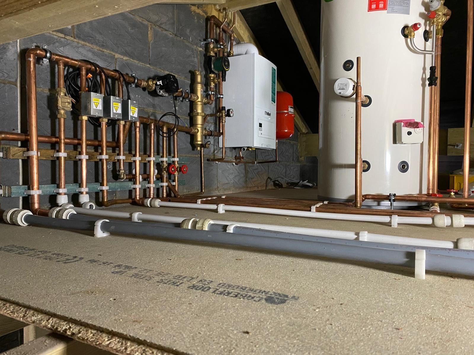 Loft heating installation